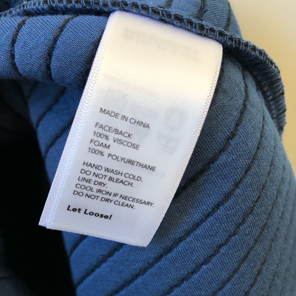 Brand new Kate Spade Saturday quilted navy circle skirt, US 0 fits S - Picture 6 of 7